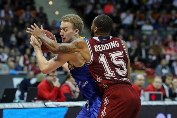 成为最大短 成为最大短