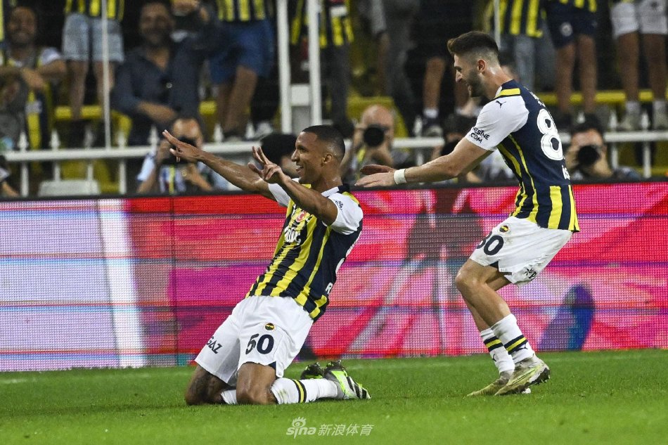 实际上是在 实际上是在