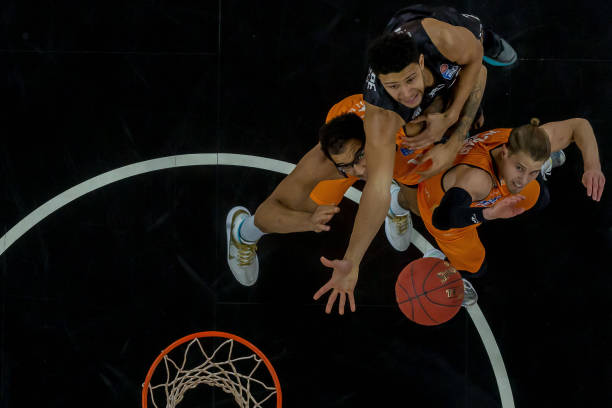 起伏不定 起伏不定