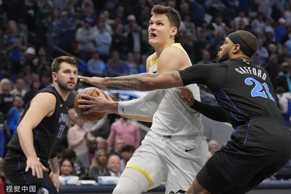 国家队的中 国家队的中