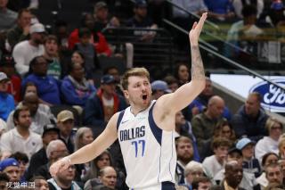 在这个瞬间 在这个瞬间